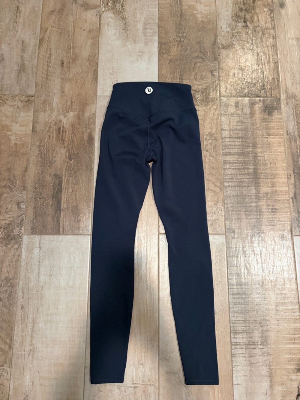 Vuori Navy High-Waist Chilled Out Leggings